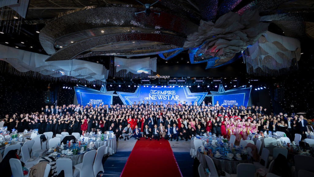 Year-end-party-newstargroup-tai-promes-center