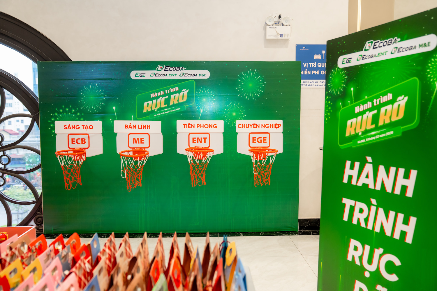 Khu-vuc-minigame-day-soi-dong-mang-toi-nhieu-phan-qua-hap-dan